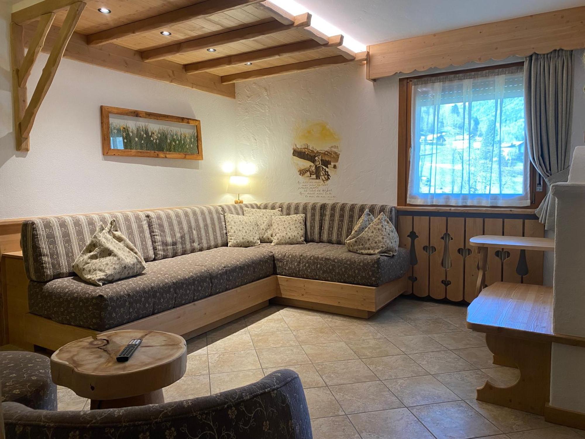 Residence Laste Moena Bagian luar foto
